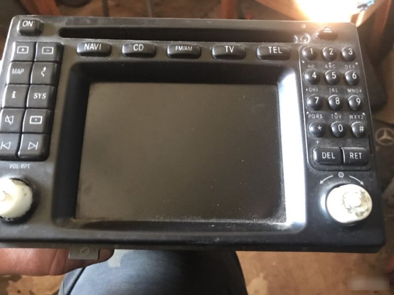 Command Mercedes-Benz E-Class W210