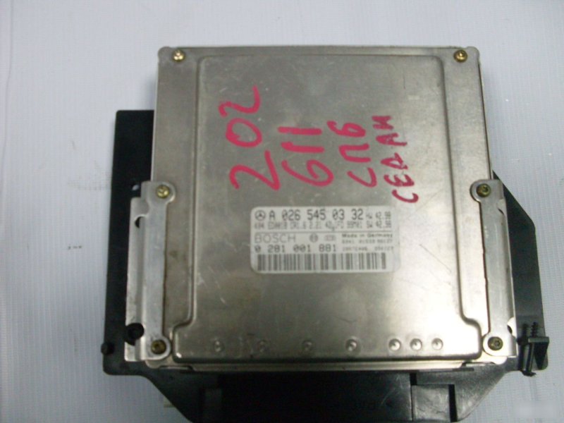 Блок управления двигателем Mercedes-Benz C-Class