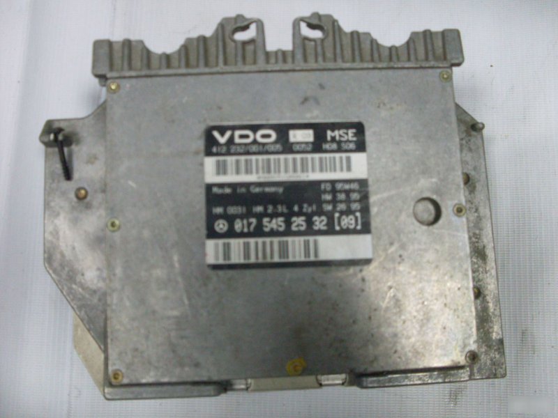 Блок управления двигателем Mercedes E W210