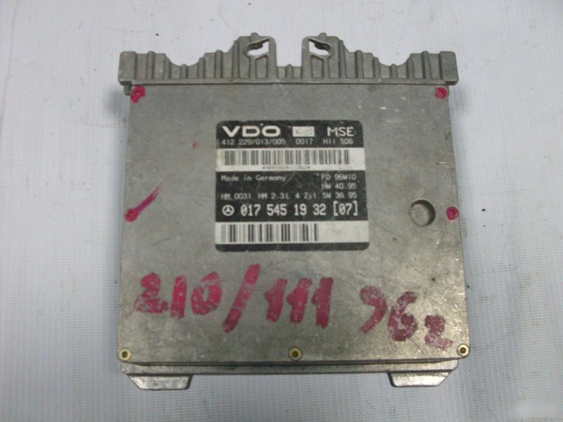 Блок управления двигателем Mercedes-Benz E-Class