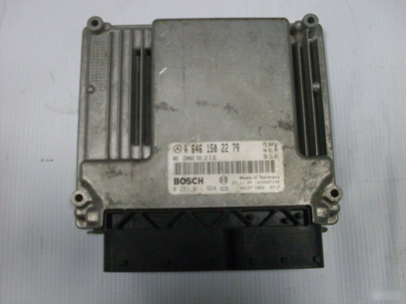 Блок управления двигателем Mercedes-Benz E-Class