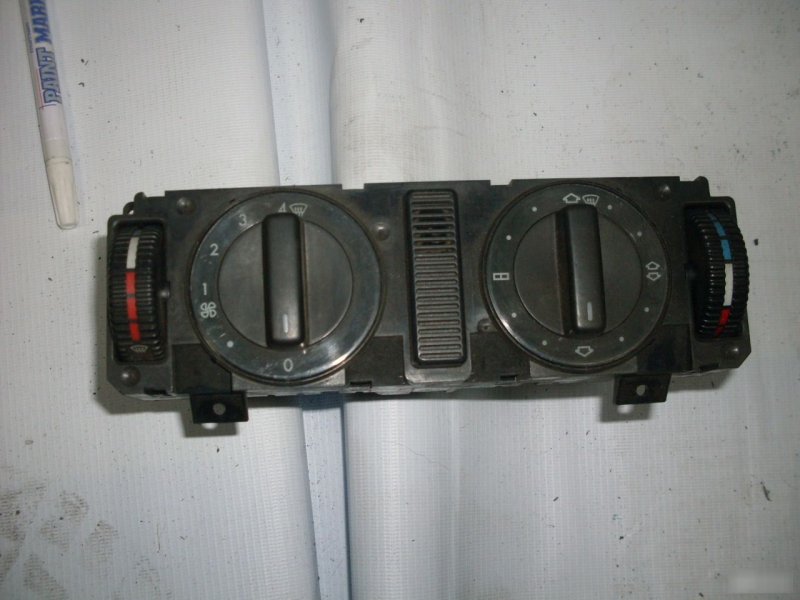 Блок управления отопителем Mercedes-Benz C-Class