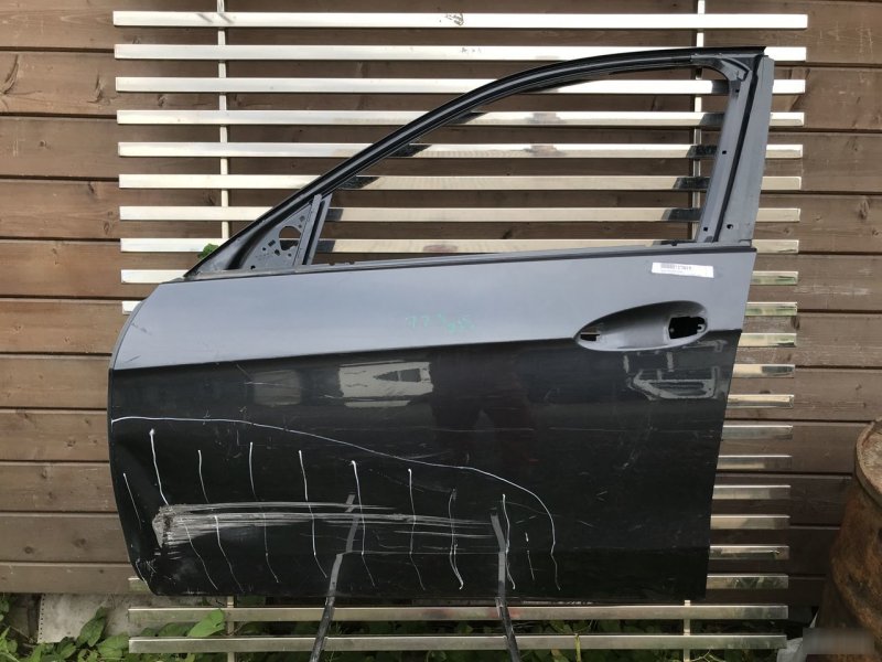 Дверь передняя левая Mercedes E W212 с дефектами