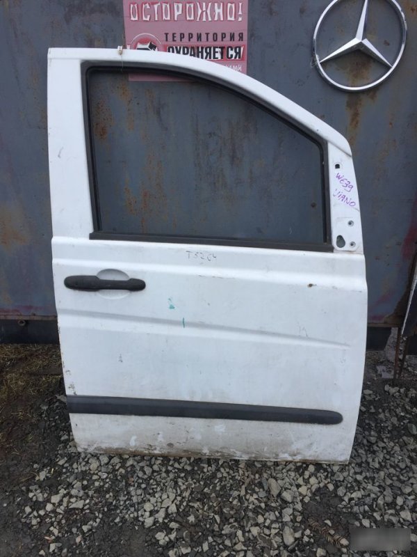 Дверь передняя правая Mercedes Vito W639