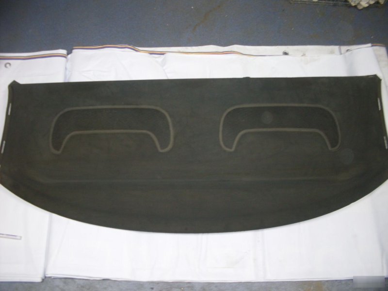 Полка задняя Mercedes-Benz C-Class W203