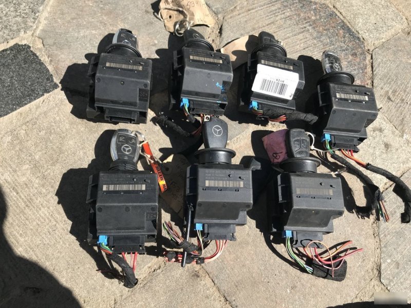 Замок зажигания Mercedes-Benz