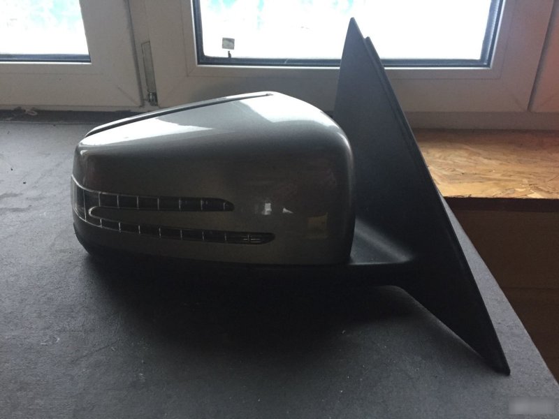 Зеркало правое Mercedes-Benz C-Class W204