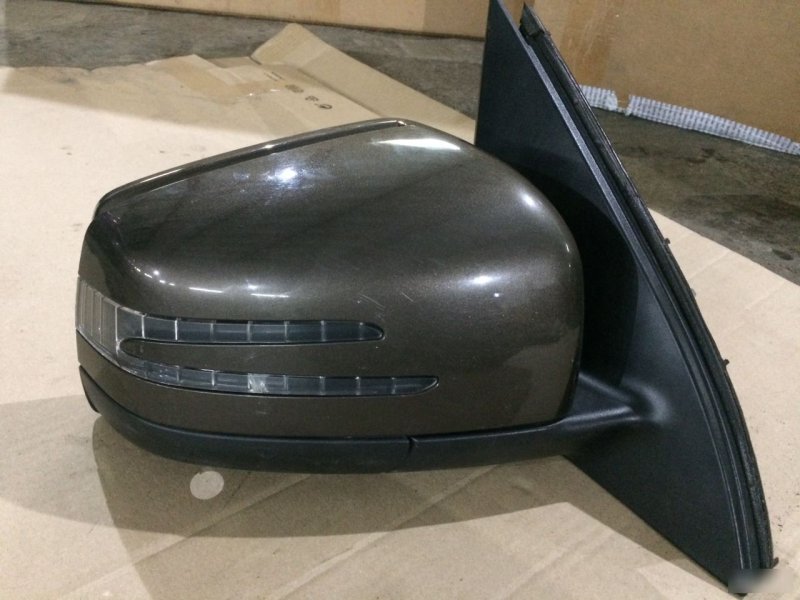 Зеркало правое Mercedes-Benz