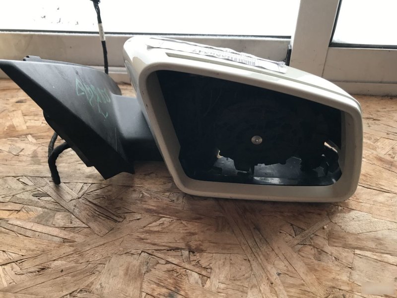 Корпус зеркала правый Mercedes-Benz A-Class W176