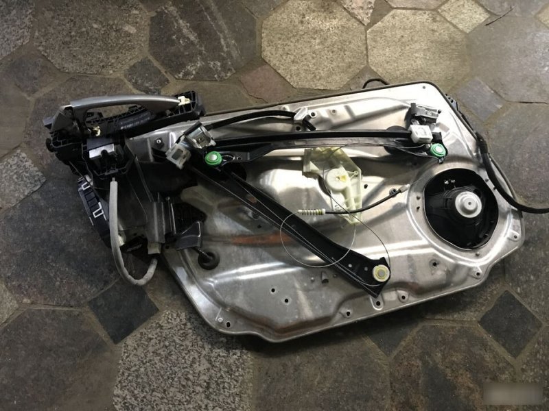 Стеклоподъемник передний правый Mercedes-Benz