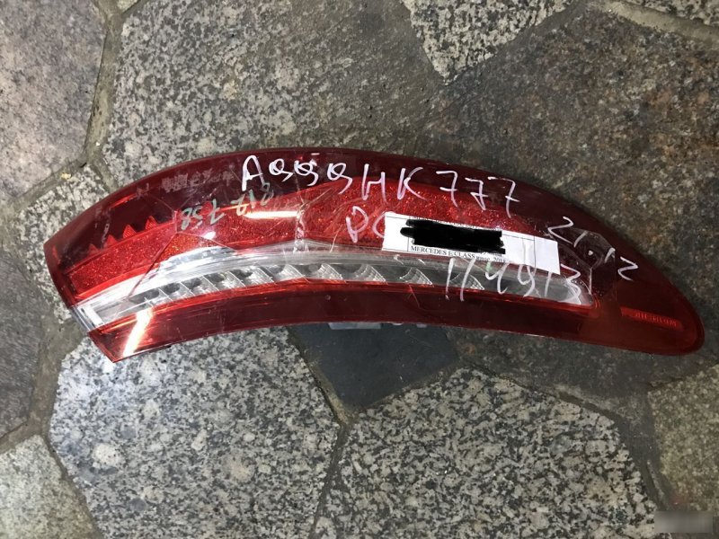 Фонарь задний левый Mercedes-Benz C238