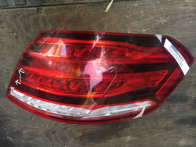 Фонарь наружный правый Mercedes E W212 2015 с