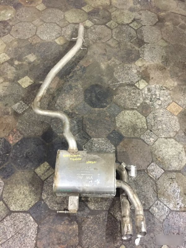 Глушитель левый Volkswagen Tiguan