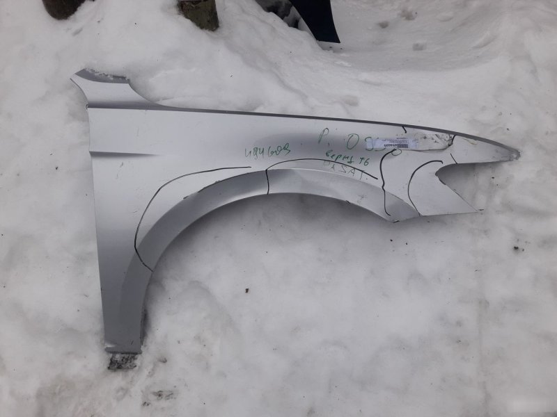 Крыло переднее правое Volkswagen Passat B8