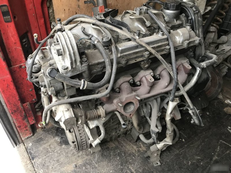 Двигатель Volvo S60 RS79 D5244T