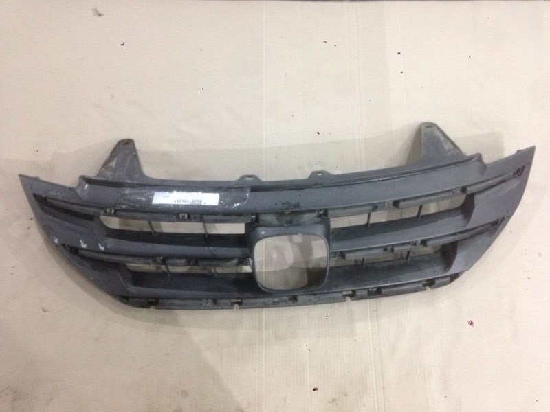 Решетка радиатора honda CR-V 2013