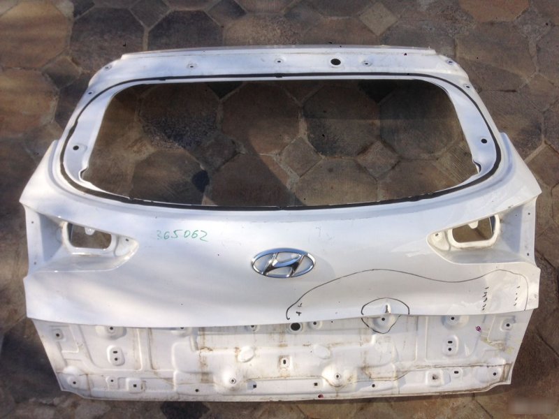 Дверь багажника Hyundai Tucson