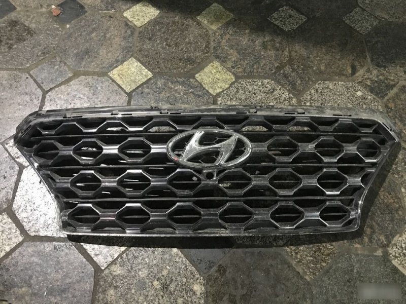 Решетка радиатора Hyundai Santa Fe TM