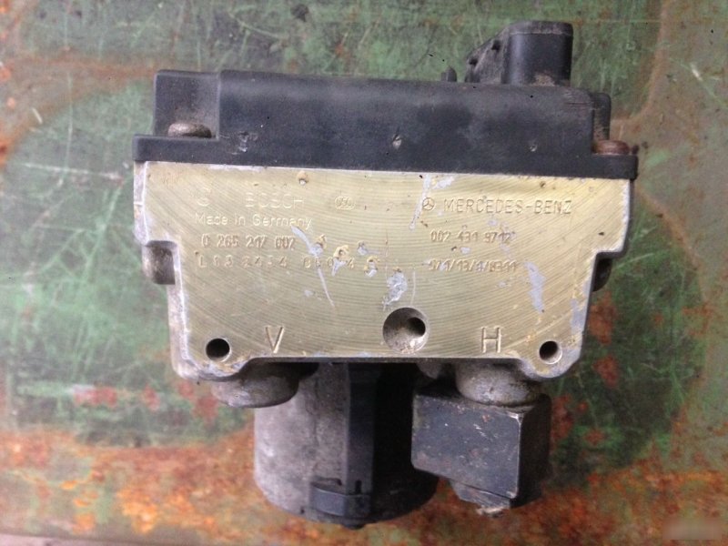 Блок ABS Mercedes-Benz E-Class W210