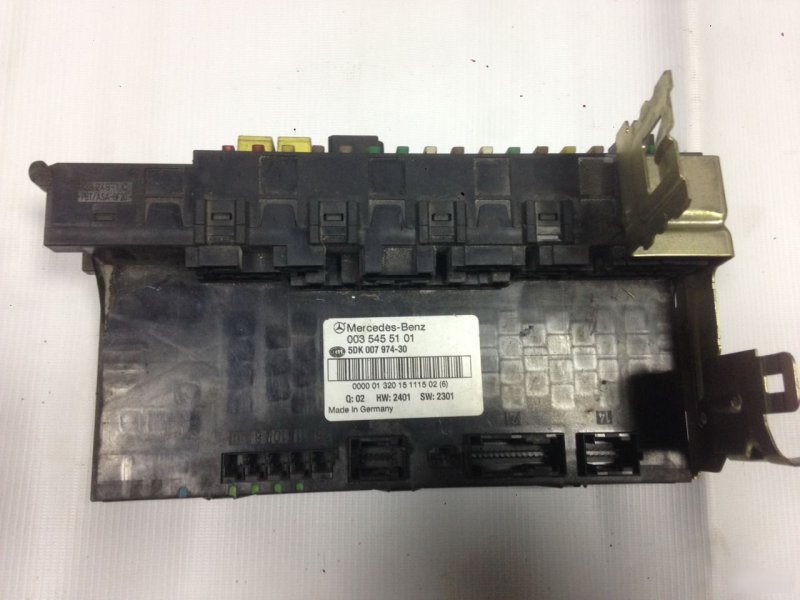 Блок предохранителей Mercedes-Benz C-Class W203