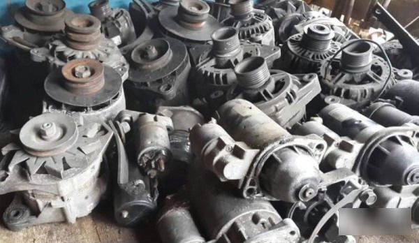 Генераторы Mercedes-Benz