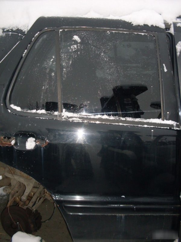 Дверь задняя правая Mercedes-Benz M-Class W163