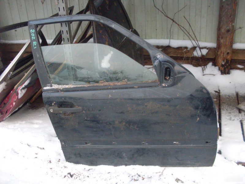 Дверь передняя правая Mercedes-Benz C-Class W202