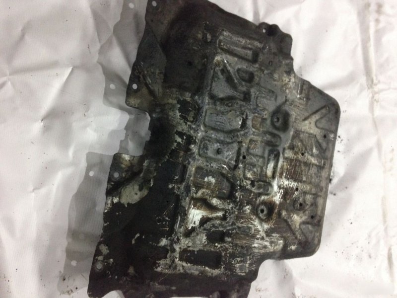 Защита двигателя Mercedes-Benz C-Class W205