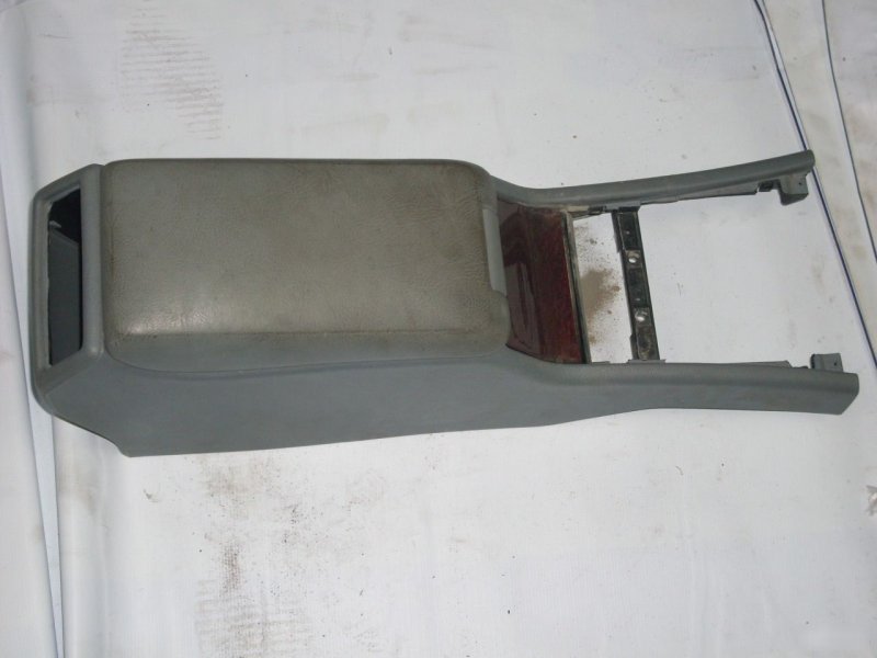 Подлокотник Mercedes-Benz E-Class W210