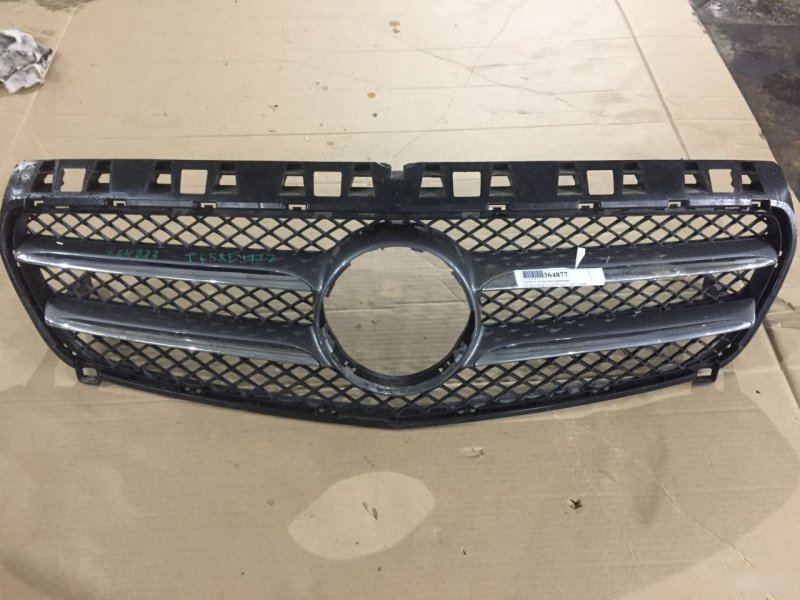 Решетка облицовки радиатора Mercedes A-class W176