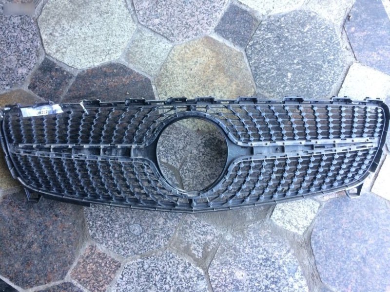Решетка радиатора Mercedes A-class W176