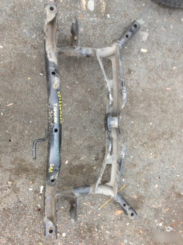 Подрамник задний Volkswagen Tiguan