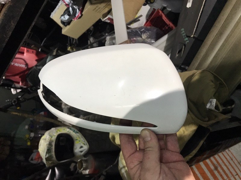 Накладка зеркала правая Mercedes-Benz C-Class W205