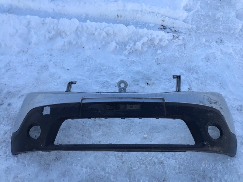 Бампер передний Renault Sandero 2013