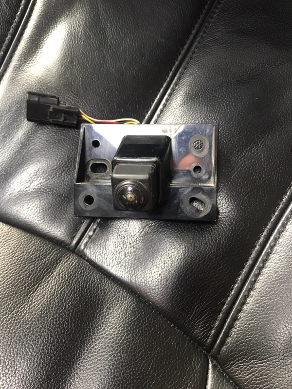 Камера переднего вида Nissan Qashqai J10