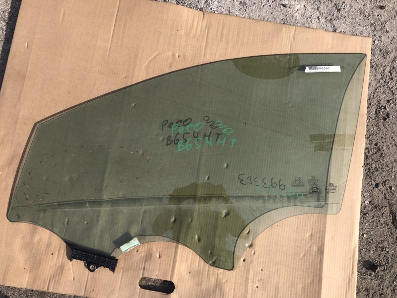 Стекло двери переднее левое Kia Sportage 2020