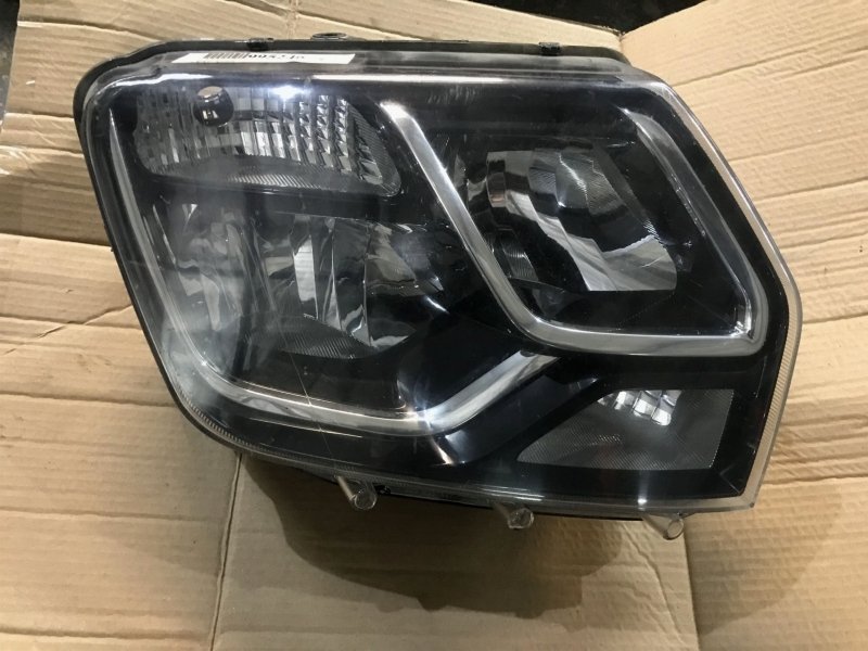 Фара левая Renault Duster 1 2020
