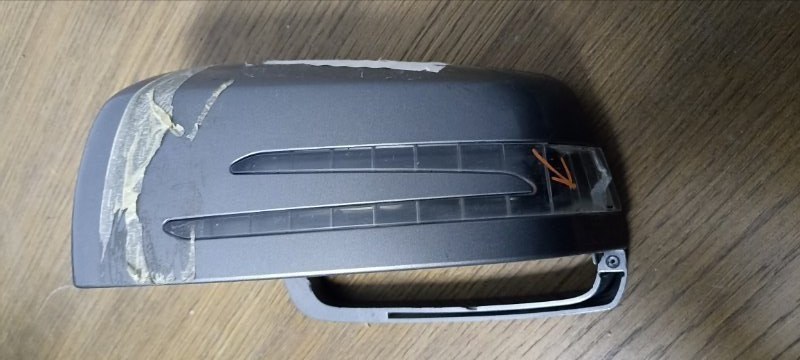 Накладка зеркала левая Mercedes E W212