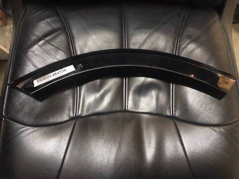 Накладка крыла задняя правая Geely Tugella